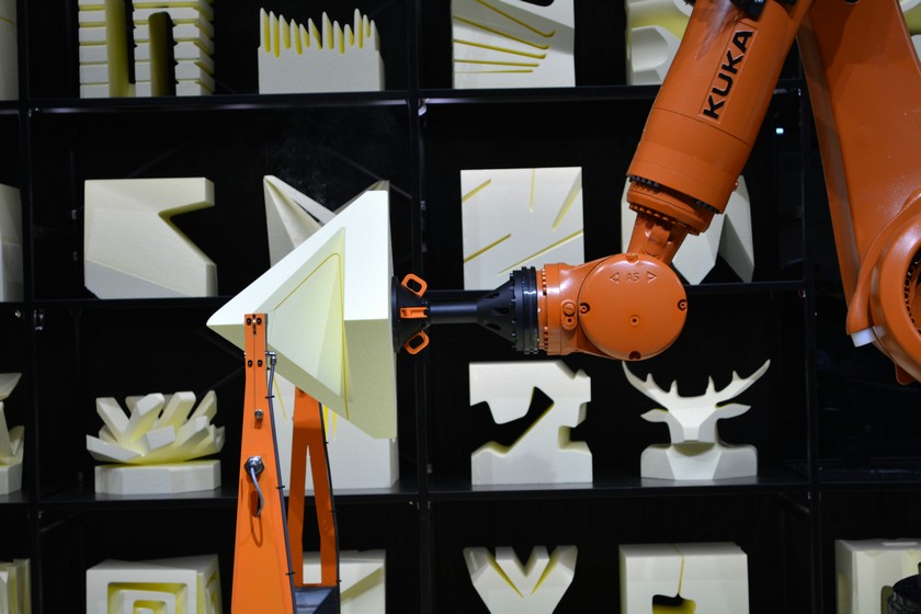 Kuka Robotics in action - CeBIT