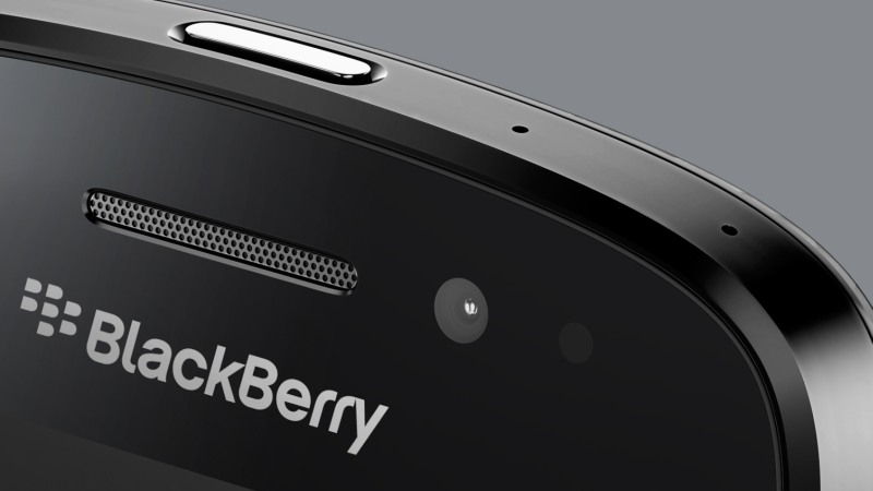 BlackBerry Q10 Smartphone